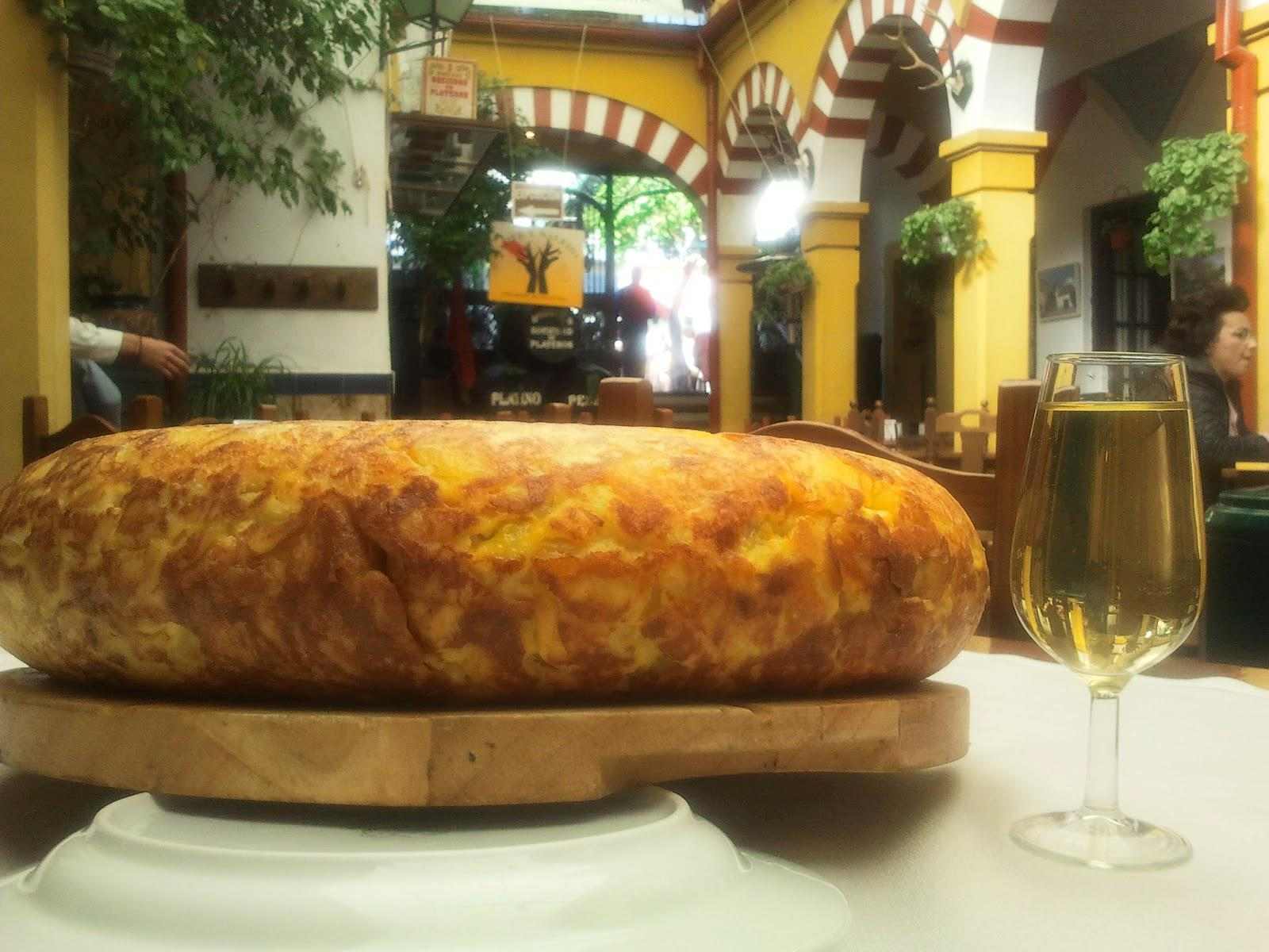Tortilla española del Restaurante en Córdoba Sociedad Plateros María Auxiliadora