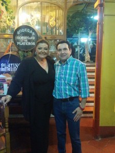 Charo Reina en el Restaurante en Cordoba Sociedad Plateros Maria Auxiliadora 10