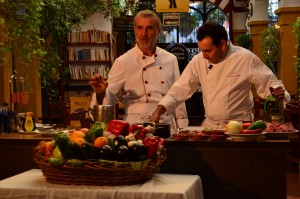 La television de Turquia en el Restaurante Sociedad Plateros Maria Auxiliadora 03