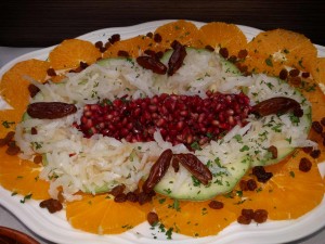 Elaboracion de migas para la televisión Árabe en el Restaurante Sociedad Plateros Maria Auxiliadora Por Manolo Bordallo naranja con bacalao y grana